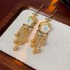 Brincos de Gancho de Flor Vintage Medieval Banhados a Ouro Real com Pingente de Gota de Óleo Gancho de Orelha Nicho Elegante Luxo Acessível Decoração de Alta Qualidade