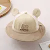 Sombrero de pescador de verano para bebé de color claro, sombrero de media malla suave y lindo bordado de oso para niños, estilo japonés y coreano, sombrero de sol de dibujos animados