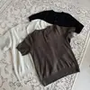 Camisa Polo Tricotada de Manga Curta com Gola Henry Estilo Old Money para Homens, Toque de Luxo, Mangas com Punho, Caimento Regular nos Ombros, Peça Casual para Negócios