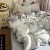 Juego de cuatro piezas de algodón acolchado de doble capa de gasa, amigable con la piel y suave, funda de edredón, sábana para cama de dormitorio de estudiante, juego de tres piezas para dormitorio