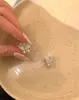Pendientes Exquisitos y Compactos de Perla Mariposa, Diseño de Nicho de Lujo Ligero, Pendientes de Gama Alta para Mujer, Clips para Orejas sin Perforación