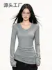 Camiseta feminina de manga longa com gola V e ombros normais, novo estilo primavera e outono, caimento justo, valoriza a silhueta, hot girl, top quente, camada base