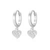 Pendientes de aro con forma de corazón de plata de ley 925 con diamantes en forma de corazón, ligeros, de lujo, estilo europeo y americano, para mujer, de Amazon, con hebilla de corazón.