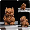 Sândalo Laoshan com Suporte Kirin Esculpido em Madeira Maciça Peça de Mão Ornamento Decorativo Besta Auspiciosa Pet de Chá Artesanato para Casa Brinquedo