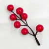 Venta caliente de Amazon fruta roja simulación fruta de la fortuna baya de acebo flor artificial multicolor decoración accesorios para fotos hogar boda di