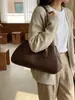Bolsa Tote Versátil de Moda Nueva Otoño e Invierno 2026 Transfronteriza Bolso de Mano con Diseño de Nicho Casual Minimalista Bolso de Hombro para Mujer