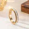 Anillo de Luz de Zirconia Incrustada en Oro Real Chapado en Cobre Transfronterizo Europeo y Americano Lujo Ligero Sensación de Alta Gama Anillo para el Dedo Joyería de Mano Versátil Fabricante Venta al por Mayor en Stock