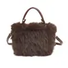 Nova bolsa de pelúcia de inverno para mulheres, moderna 2026, pequena bolsa transversal de grife com textura de alta qualidade