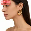 Brincos Vazados de Aço Inoxidável Europeus e Americanos Mais Vendidos para Mulheres, Argolas Redondas para Orelha Banhadas a Ouro 18K, Presilhas de Orelha que Não Desbotam, Atacado do Fabricante