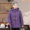 Nueva colección de invierno para mujer: tops elegantes y adelgazantes de manga larga, ropa casual de moda y elegante, capas base versátiles, chaquetas con capucha y cremallera