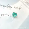 Brincos de Stud com Garra Oca de Liga de Titânio F136 com Diamante de Vidro G23 Titânio Rosca Interna Zircônia Argola para Lábio Piercing de Língua Joias
