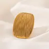 Anel Aberto em Aço Inoxidável e Ouro 18K Cruz Europeia e Americana Titânio Aço Impermeável Anel Feminino Peça de Mão Exagerada Borboleta em Forma de Coração