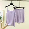 Nuevo modelo de verano conjunto de dos piezas de seda ECO color liso sin mangas, camisola y shorts para mujer, conjunto ligero para casa, pijama
