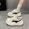 Tênis oversized estilosos com solas grossas, estilo casual, nova coleção outono 2026, perfeitos para usar em camadas, versáteis, estilosos e leves