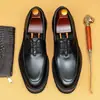 Zapatos Oxford clásicos de cuero para hombre estilo británico con un toque de alta gama, suelas gruesas, que aumentan la altura, adecuados para negocios casual y uso versátil, perfectos para bodas y trajes