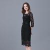 Vestido negro pequeño con cuello cuadrado para joven, primavera y otoño, nuevo vestido de encaje profesional de cintura sexy con huecos franceses europeos y americanos de gran tamaño