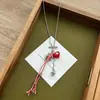 Collar Colorido de Corazón de Saturno para Mujer 2025 Nuevo Diseño de Nicho Cadena Larga para Clavícula Dulce y Fresco Elegante Accesorios Versátiles