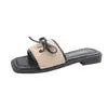 Sandalias y Chanclas de Nuevo Estilo 2026 para Mujer, Punta Cuadrada, Tejidas, Slip-On, Lazo, Tacones de Verano