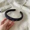 Tiara Floral Pequena Vintage para Mulheres 2025 Nova Tiara de Coroa Alta com um Toque de Sofisticação para Sair Grampo de Cabelo Acessório de Cabelo