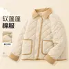 Roupas de Algodão para Meninas Outono Inverno Jaqueta de Algodão Infantil 2026 Novo Estilo Essencial para Uniforme Escolar Jaqueta Acolchoada Quente Roupas de Algodão de Inverno para Meninas