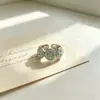 Anel Aberto de Trevo de Quatro Folhas da Sorte Exquisito com Cravação de Diamantes de Luxo Leve para Mulheres, Estilo Ins Europeu e Americano, Anel Versátil da Moda