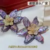 Broche Flor de Perla Pétalo Barroco Colorido de Agua Dulce de Fabricante de Zhuji, Accesorio de Broche Personalizado de Lujo Ligero
