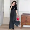 Conjunto de Verão para Meninas 2026 Novo Casual Estilo Coreano para Meninas Mais Velhas, Macacão Listrado com Conjunto de Duas Peças de Manga Curta, Tendência