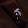 Broche Perla de Ginkgo, Elegante Nicho Elegante Elegante Corsage Retro, Accesorios, Ropa, Joyería al por Mayor para Mujer