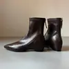 Botas de Cuero para el Trabajo que Aumentan la Altura, Estilizadas, para Mujer, Puntiagudas de 4.5cm, de Cuero Suave, Elásticas en el Tobillo, con Cremallera Trasera y Tacón de Cuña