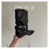 Botas de caballero con diseño de llama 2025, botines estilo Martin de punta fina y tacón grueso con diseño de remaches y cadena, botas de plataforma