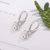 Pendientes Nuevos con Lazo y Perlas, Elegantes y Lujosos, Pendientes de Nicho para Primavera y Verano, Simples y Versátiles, Pendientes de Alta Gama para Mujer