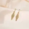 Nuevos Pendientes de Borlas con Pedrería, Diseño de Mariposa y Flor, Perlas S925 como Cierres, Pendientes Largos Elegantes y con Estilo que Hacen que el Rostro Parezca Más Delgado