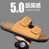 Sandalias casuales de verano para hombre, antideslizantes, resistentes al desgaste, tipo slip-on, personalizadas, sandalias de moda y versátiles estilo Birkenstock para hombre