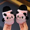 Pantuflas de algodón para niños con diseño de panda, unisex, para uso en interiores y en casa, nuevo estilo 2026, de felpa, otoño/invierno, diseño de caricatura lindo