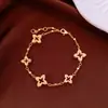 Pulseira Oca Flor de Zircônia Banhada a Ouro Real 18K, Luxo Leve, Alta Qualidade, Pulseira Versátil, Joia de Mão Simples e Fashion para Mulheres