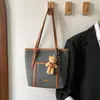 Estilo Perezoso Versión Coreana Bolso Tote de Gran Capacidad para Mujer Verano 2026 Nueva Moda Chic Bolso de Hombro Único de Moda para el Brazo
