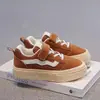 Zapatos Deportivos Infantiles 2026 Otoño Nuevo Estilo Zapatos de Skate para Niños Estilo Coreano Zapatos para Niñas Zapatos Casuales Retro Niños Medianos y Grandes