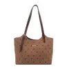 Bolso tote retro de moda para mujer de este año, nueva colección otoño 2026, bolso de hombro ligero de lunares, bolso para el antebrazo para el trabajo