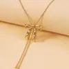 Colar Cruzado Europeu e Americano com Laço, Estilo Metálico Exagerado, Corrente de Clavícula Exquisita, Luxo Leve, Sensação de Alta Qualidade, Colar de Designer Feminino
