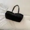 Bolso de mano de gamuza moderno para mujer, nueva colección otoño 2026, bolso de mano simple, color liso, bolso de hombro para el día a día