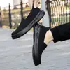 2026 Nuevos Zapatos de Mocasín Cómodos para Mamá de Primavera/Verano Zapatos Versátiles de Tela Zapatos Ligeros para Mujer Venta al por Mayor Gris Claro
