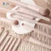 Set de brochas de maquillaje Tao Yao, incluyendo brochas para sombras de ojos, brochas para rubor, brochas para contorno y brochas para sombras de nariz - un set completo de brochas de maquillaje para principiantes, con cerdas suaves