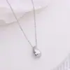 Privado! Estilo Francês Estilo Ins Joias Design de Nicho Corrente para Clavícula Aço Titânio Banhado a Ouro 18k Pingente Gota Colar Feminino