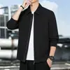 Nueva colección de primavera y otoño de chaquetas para hombre con cuello mao, diseñadas para hombres de mediana edad y mayores, en un estilo business casual, y disponibles en una versión ligera.