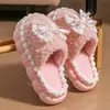 Novas pantufas peludas com laço transfronteiriças para mulheres, outono e inverno, solado grosso, quentes, antiderrapantes, de algodão para casa, estilo para meninas de interior