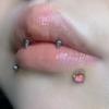 Corona de moca colorida asta labio uña de mano uña de oreja piercing de hueso interno joyería acero de titanio nicho ins chica popular linda