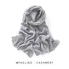 Coleção outono e inverno: Cachecol e xale de tricô de cashmere liso, design unissex, com padrão vazado, moderno, versátil e quente