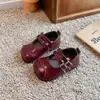 Zapatos de Princesa Nuevos para Niñas Primavera y Otoño 2026 Zapatos Pequeños de Cuero para Niñas Mary Janes Zapatos de Una Sola Hebilla Versátiles Estilo Escolar Zapatos para Niñas