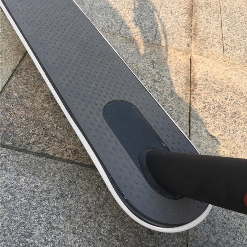 Scooter-Anti-colisi-n-tira-de-
