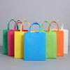 Bolsas Non-Woven al por Mayor Hechas a Medida Bolsos de Mano Ecológicos Bolsas Promocionales de Compras Engrosadas con Recubrimiento Personalizado con Logotipo Impreso Personalizado